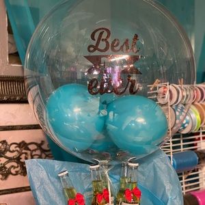Bobo balloon arrangements